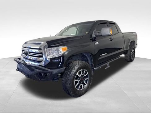 Used 2017 Toyota Tundra SR5 w/ TRD Off Road Package AWD/4WD image 3