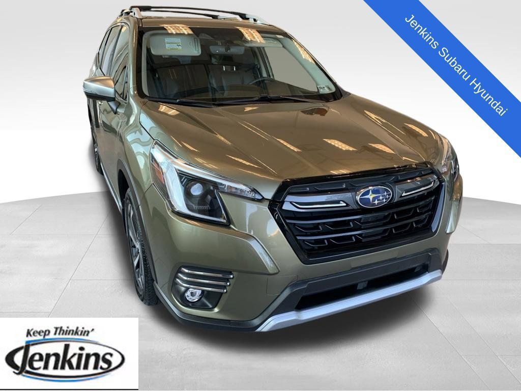 Used 2023 Subaru Forester Touring AWD/4WD image 1