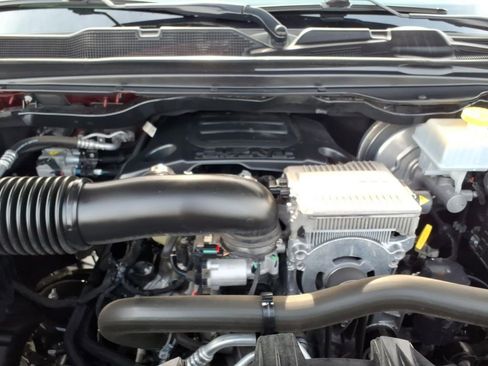 Used 2023 RAM 1500 Limited AWD/4WD image 31