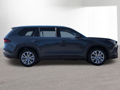 Certified 2026 Toyota Grand Highlander Limited image 4