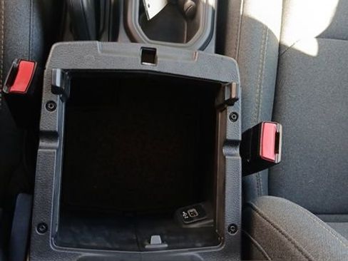 Used 2024 Jeep Wrangler Sport S image 45