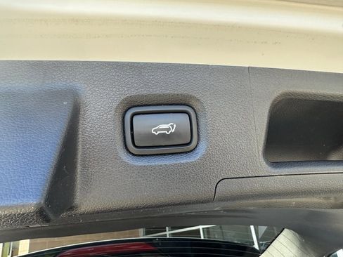 Used 2021 Hyundai Santa Fe Limited image 36