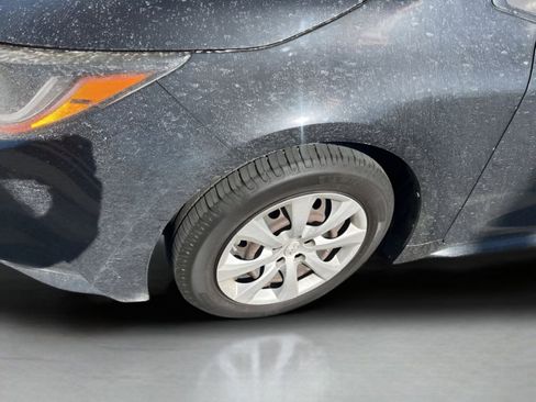 Used 2020 Toyota Corolla LE w/ Carpet Mat Package (TMS) FWD image 17