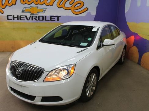 Used 2017 Buick Verano Convenience FWD image 4