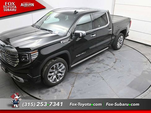 Used 2023 GMC Sierra 1500 Denali w/ Denali Reserve Package AWD/4WD image 30