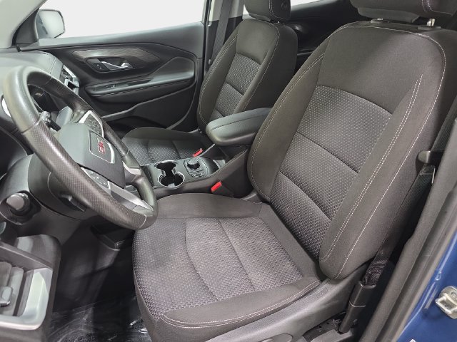 Used 2024 GMC Terrain SLE w/ Driver Convenience Package AWD/4WD image 13