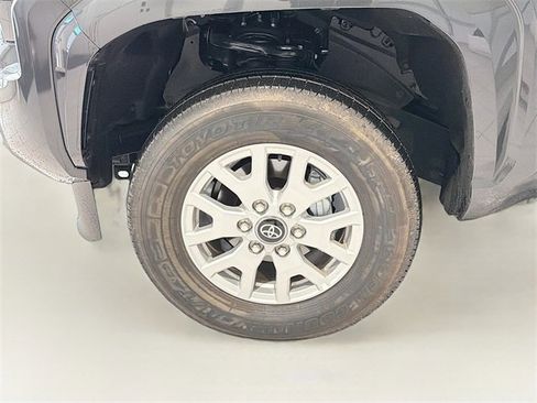 Certified 2025 Toyota Tacoma SR5 image 24
