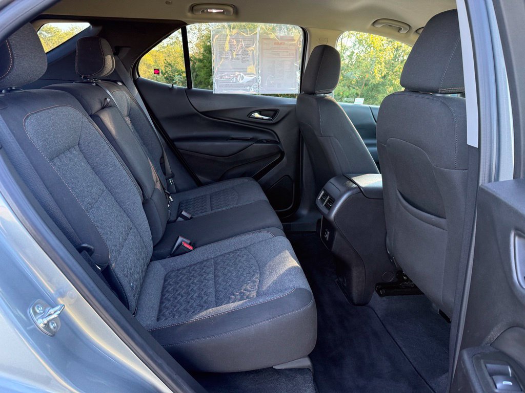 Used 2024 Chevrolet Equinox LT AWD/4WD image 16
