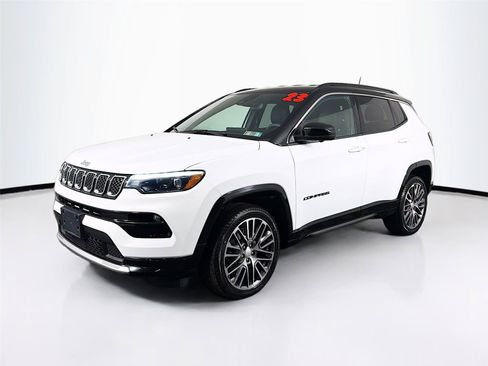 Used 2023 Jeep Compass Limited w/ Elite Group AWD/4WD image 7
