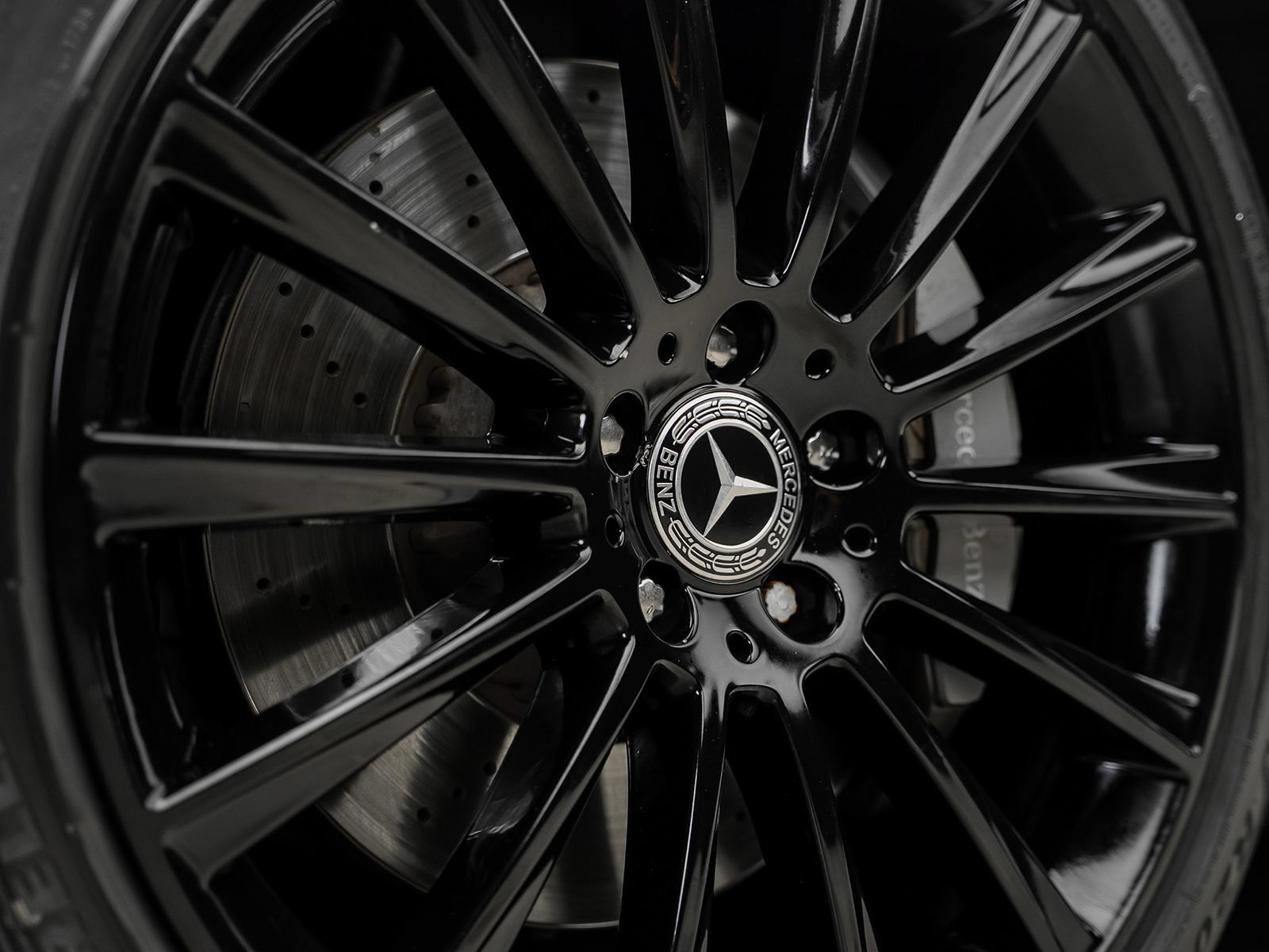 Used 2015 Mercedes-Benz S 550 4MATIC Coupe image 26