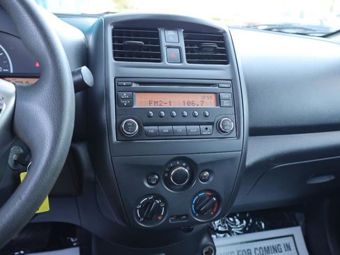 Used 2018 Nissan Versa S Plus FWD image 8