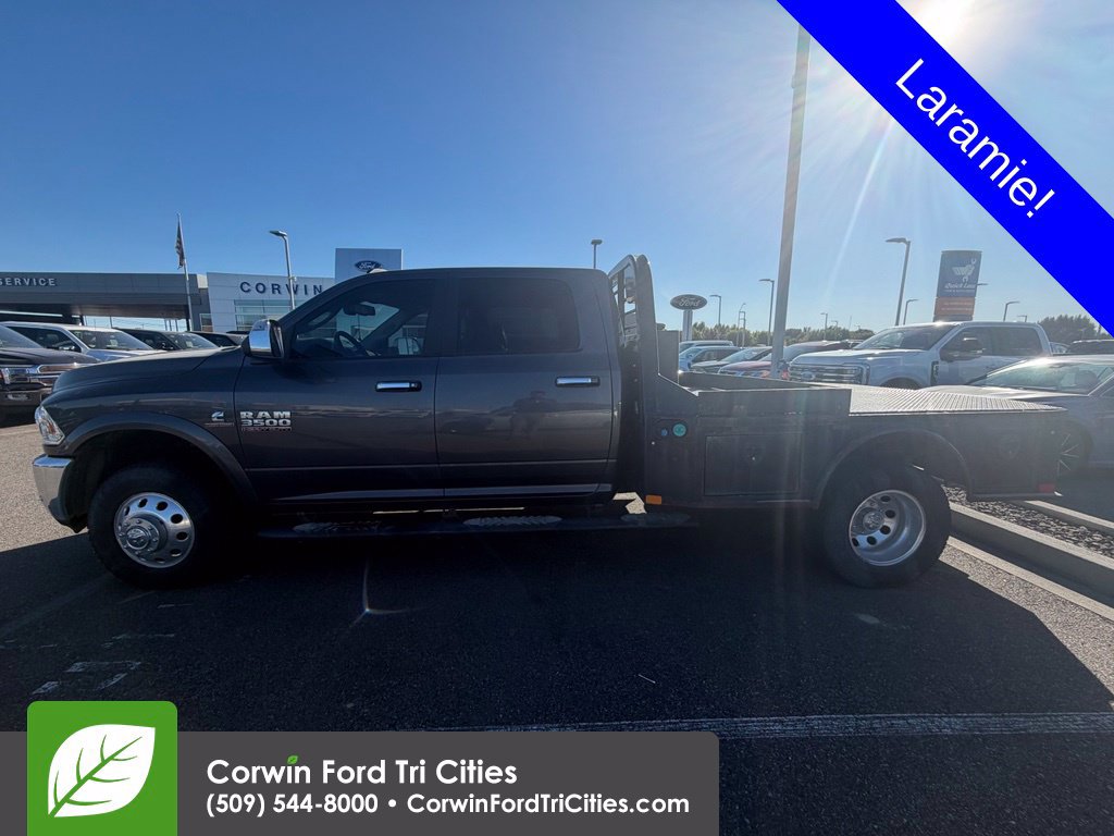 Used 2018 RAM 3500 Laramie w/ Convenience Group AWD/4WD image 4