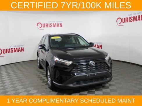 Used 2025 Toyota RAV4 XLE AWD/4WD image 12