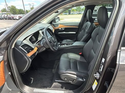 Certified 2023 Volvo XC90 B6 Plus w/ Protection Package Premier AWD/4WD image 24