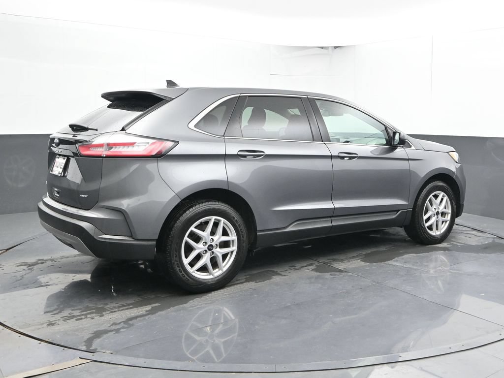 Used 2024 Ford Edge SEL AWD/4WD image 3