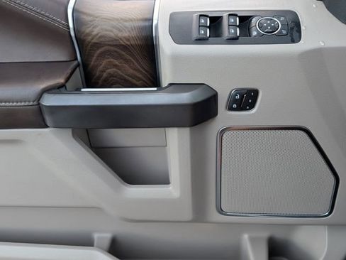 Used 2020 Ford F150 Limited w/ Trailer Tow Package image 27