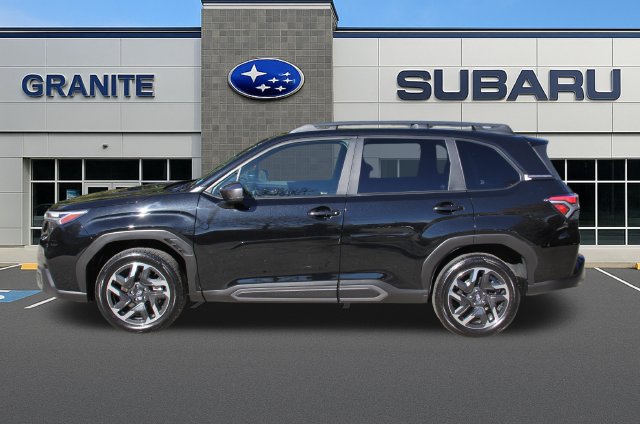 Used 2025 Subaru Forester Limited AWD/4WD image 11
