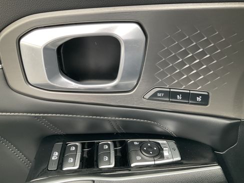 Used 2022 Kia Sorento SX AWD/4WD image 29