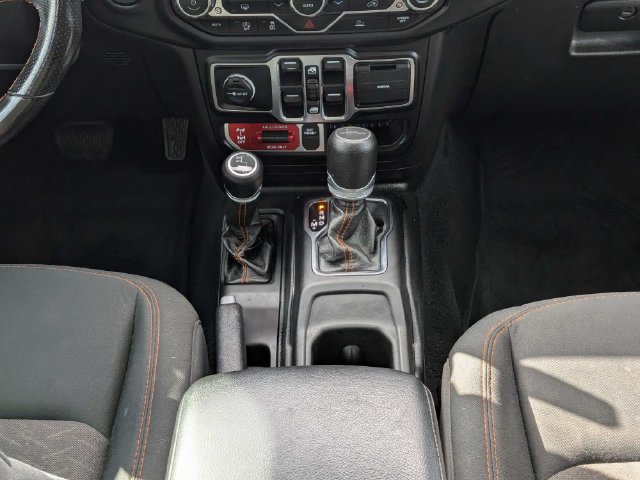 Used 2021 Jeep Gladiator Mojave AWD/4WD image 17