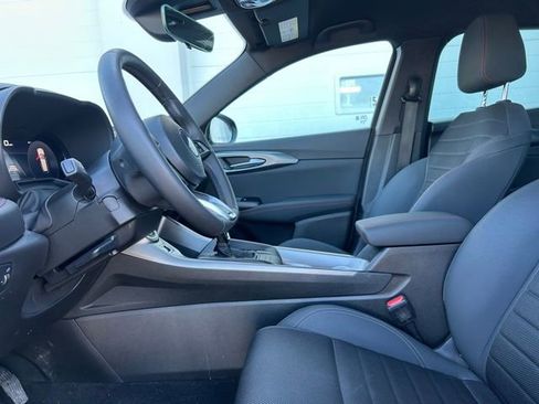 Used 2024 Dodge Hornet GT w/ GT Blacktop Package image 8