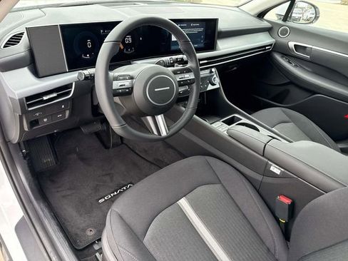 New 2026 Hyundai Sonata SEL FWD image 24