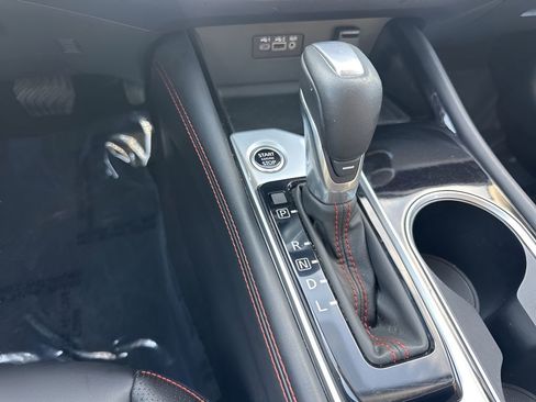 Used 2025 Nissan Altima 2.5 SR image 16