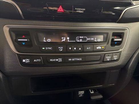 Used 2023 Honda Ridgeline Sport image 22