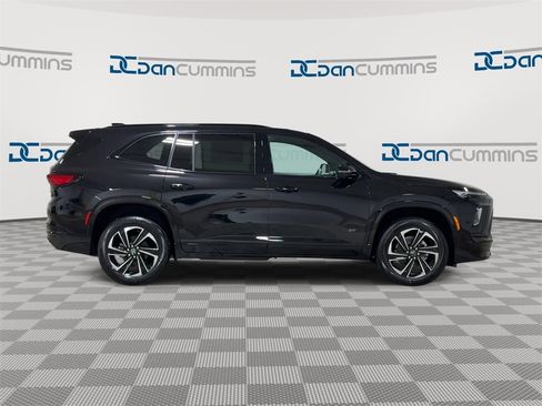 New 2026 Buick Enclave Sport Touring w/ Power Package image 9