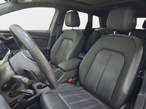 Used 2024 Audi Q4 e-tron Premium Plus w/ Premium Plus AWD/4WD image 16