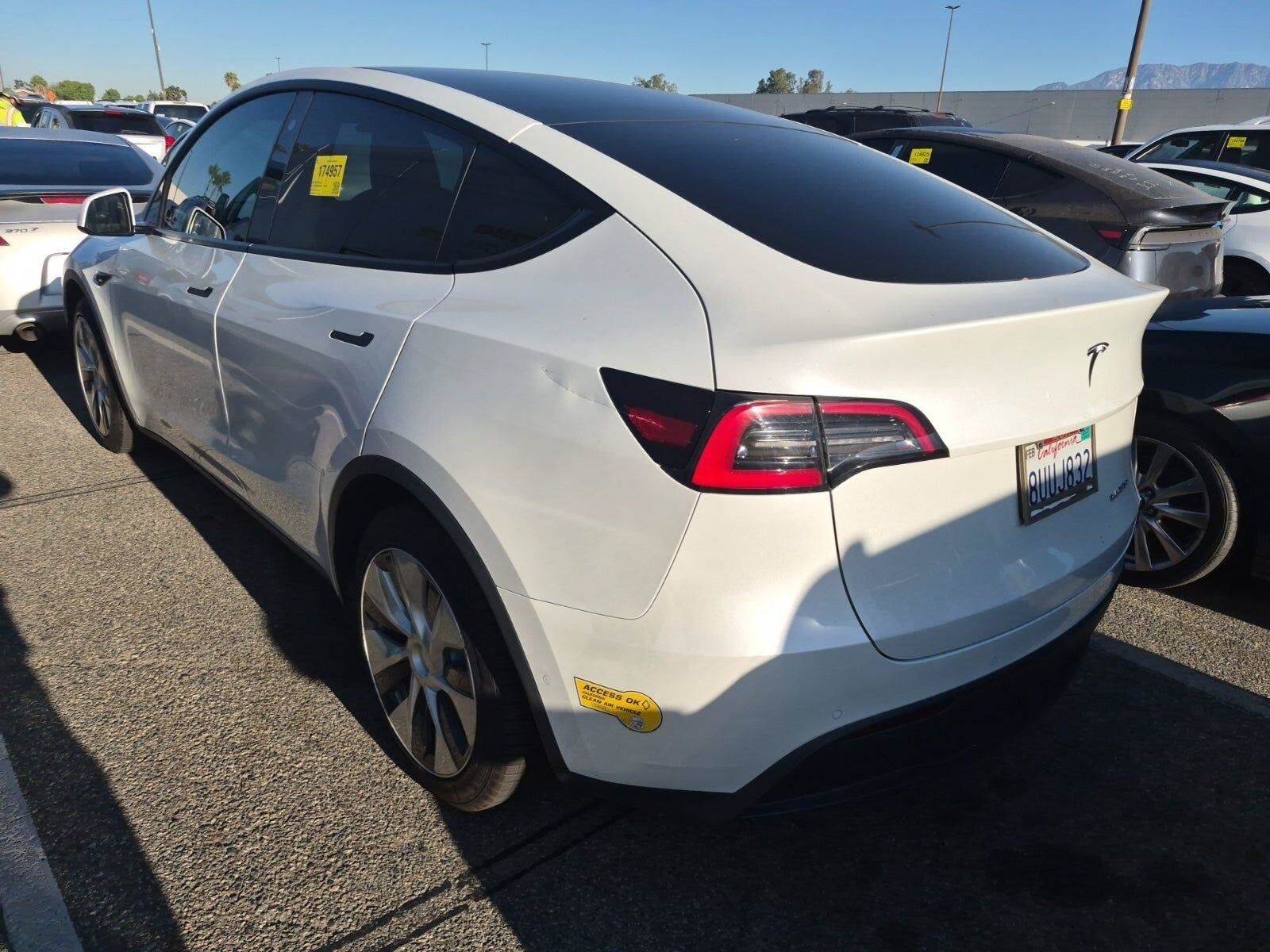 Used 2021 Tesla Model Y Long Range AWD/4WD image 3