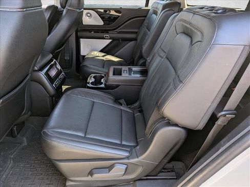 Used 2024 Lincoln Aviator Reserve w/ Equipment Group 201A AWD/4WD image 28