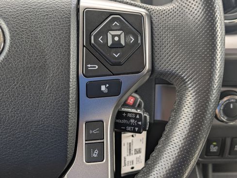 Used 2022 Toyota Tacoma SR5 w/ Technology Package AWD/4WD image 27