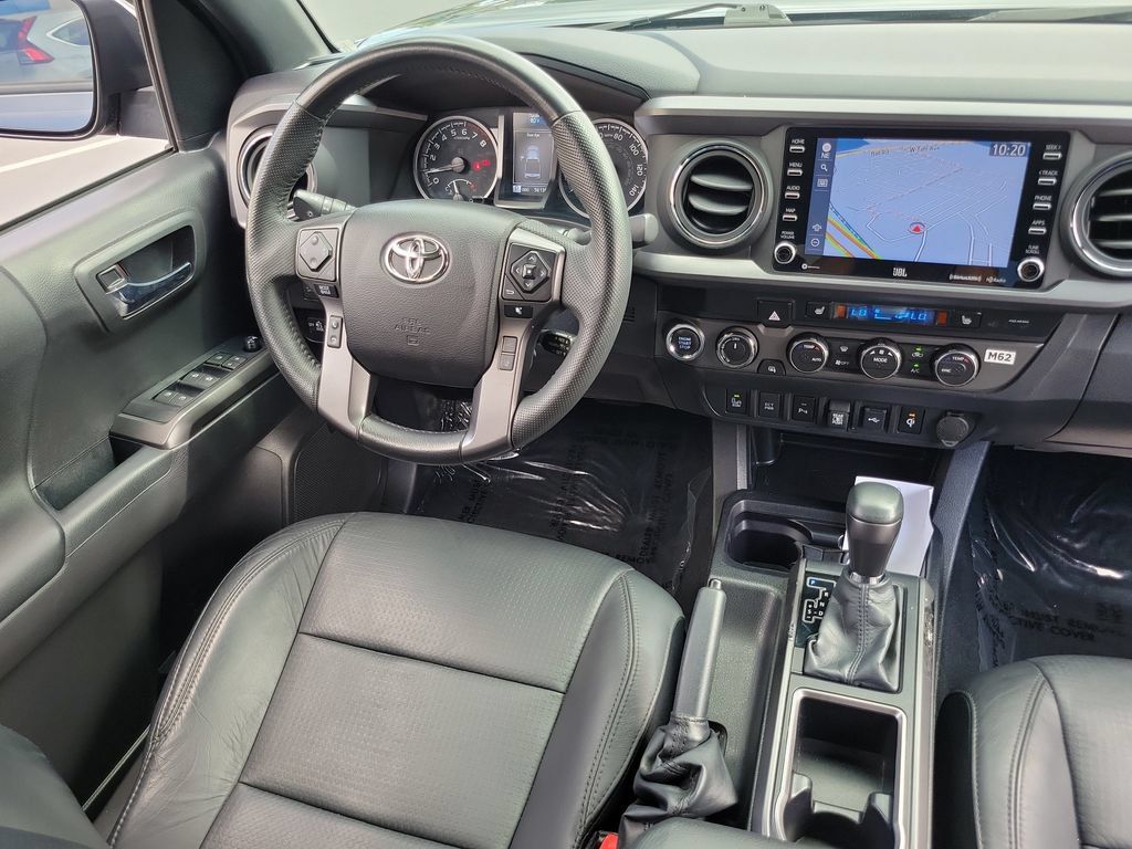 Used 2022 Toyota Tacoma TRD Off-Road w/ TRD Premium Off Road Package AWD/4WD image 11
