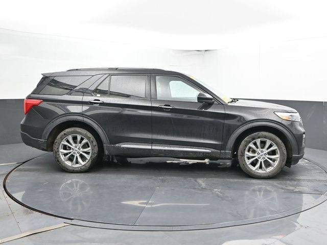 Used 2024 Ford Explorer Limited AWD/4WD image 4