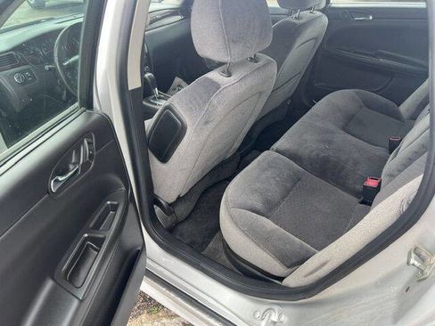 Used 2014 Chevrolet Impala LT w/ LT Sunroof Package FWD image 14