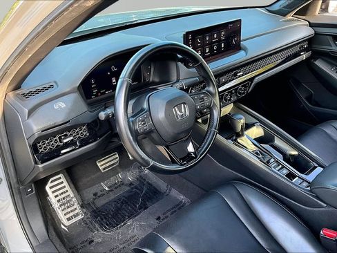 Used 2024 Honda Accord Sport image 14