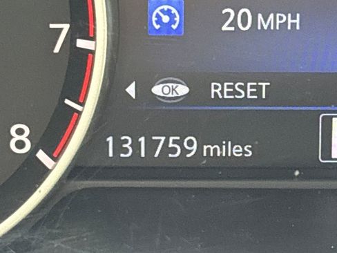 Used 2017 Nissan Murano Platinum w/ Platinum Technology Package image 25