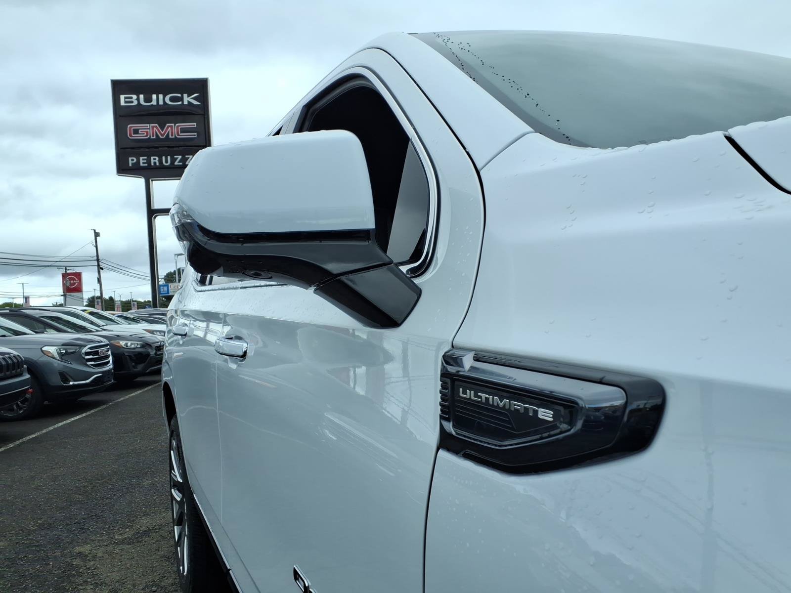 Used 2026 GMC Yukon Denali Ultimate AWD/4WD image 11