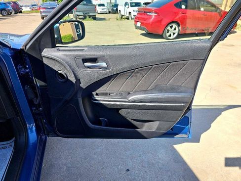 Used 2022 Dodge Charger SXT image 18