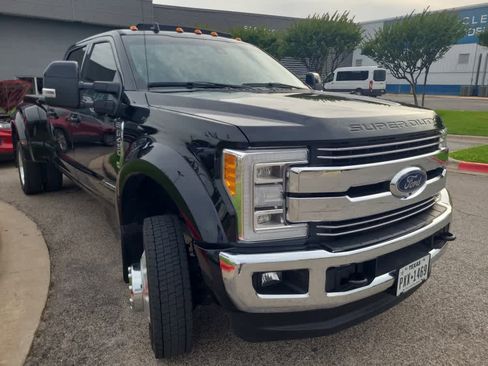 Used 2019 Ford F450 Lariat w/ Lariat Ultimate Package AWD/4WD image 4