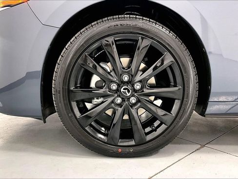 New 2026 MAZDA MAZDA3 Carbon image 30