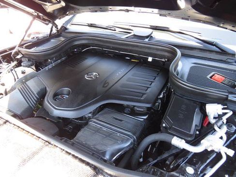 Used 2026 Mercedes-Benz GLS 450 4MATIC image 7