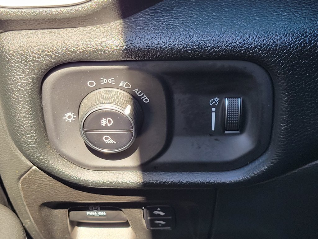 Used 2022 RAM 1500 Big Horn AWD/4WD image 10