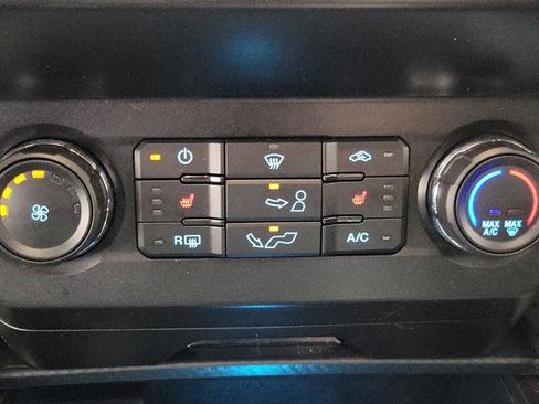 Used 2020 Ford F150 XLT w/ Equipment Group 302A Luxury AWD/4WD image 30
