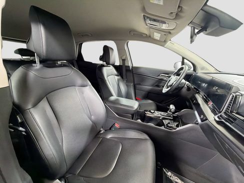 Used 2024 Kia Sportage EX AWD/4WD image 30
