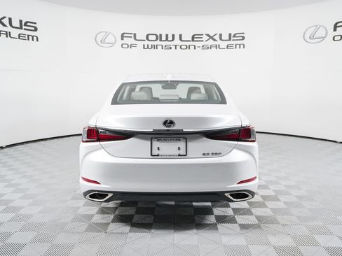 New 2025 Lexus ES 350 w/ Premium Package image 6