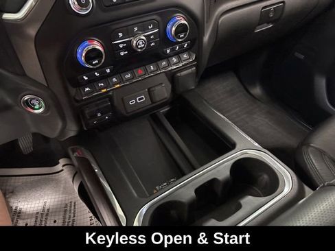 Used 2021 GMC Sierra 1500 Denali w/ Denali Ultimate Package AWD/4WD image 22