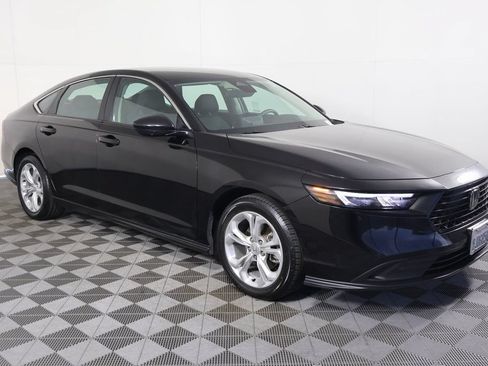 Used 2023 Honda Accord LX image 3