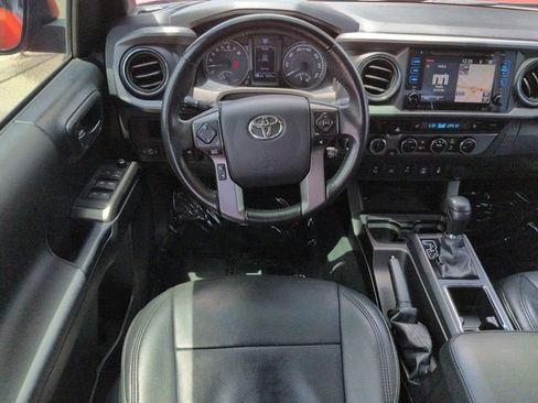 Used 2016 Toyota Tacoma TRD Sport w/ Premium & Technology Package AWD/4WD image 15