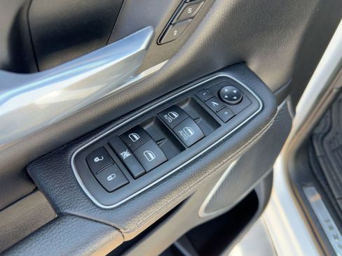 Used 2021 RAM 1500 Laramie RWD image 28